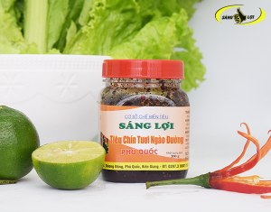 Tiêu chín tươi ngào đường hủ vuông 200gr