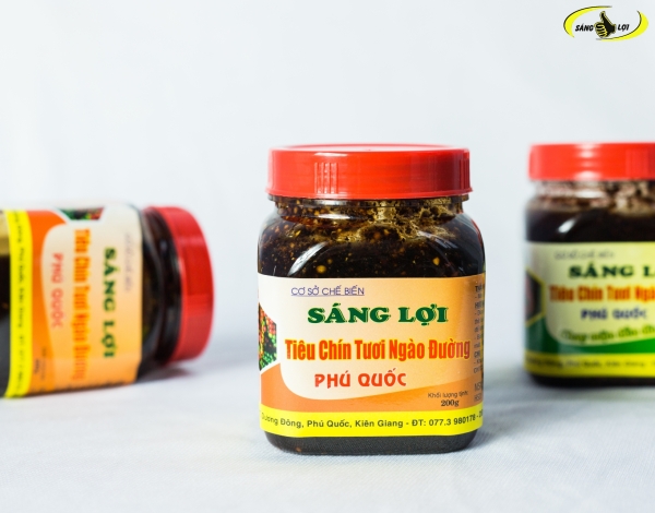 Tiêu chín tươi ngào đường hủ vuông 200gr