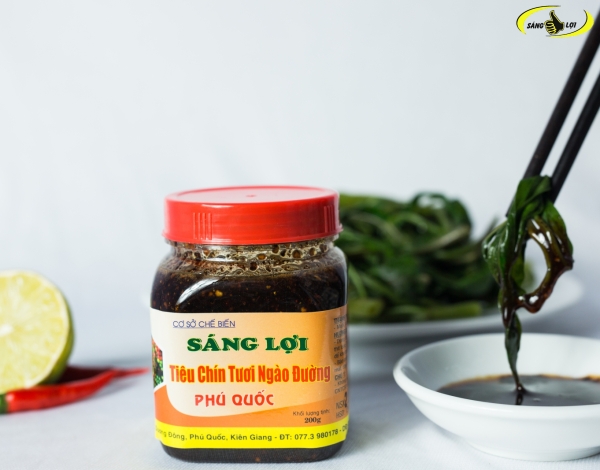 Tiêu chín tươi ngào đường hủ vuông 200gr